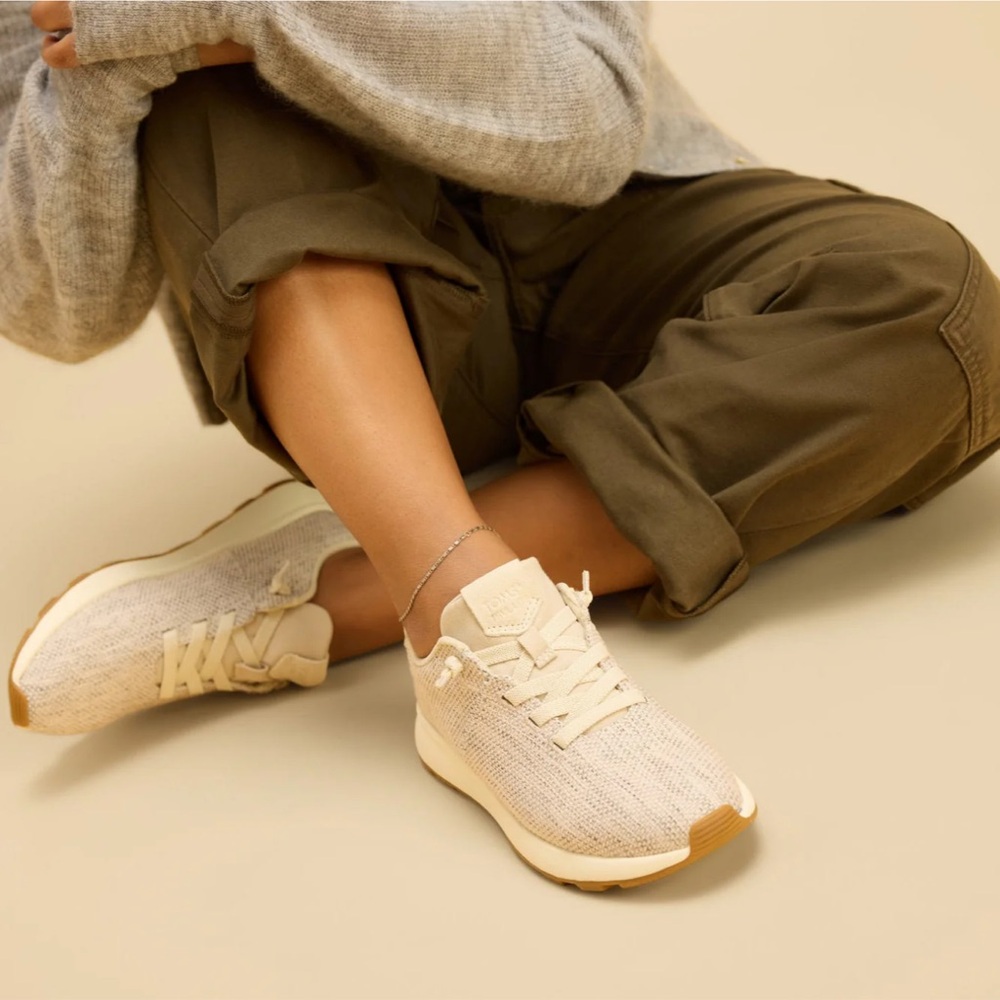 TOMS Beige Knit Casual Shoes